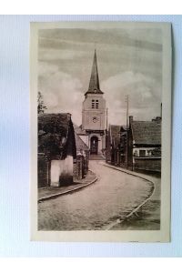 unbek. Ort, Straßenpartie, Kirche, wohl Nordfrankreich, AK, gelaufen Feldpost 1915