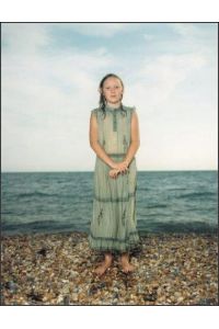 Rineke Dijkstra: Beach Portraits.
