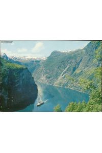 1149381 Geirangerfjord mot Prekestolen og De syv söstre