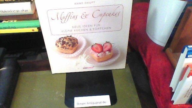 Muffins & Cupcakes-Set: Neue Ideen für kleine Kuchen & Törtchen. Buch mit Silikonförmchen - Haupt, Anne