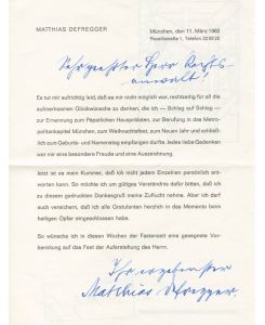 Weihbischof in München (1915-1995 ): Gedrucktes Dankschreiben mit eigenh. Zusätzen u. U. München, 11. III. 1962. 8°. 1 S. Doppelblatt mit Christusdarstellung a. Deckblatt.