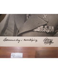 Signierte Photopostkarte in Uniform ( Autograph )