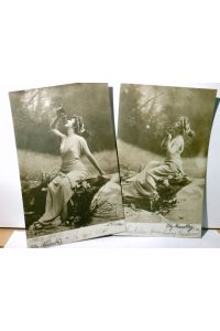 Vintage / Nostalgie. Set 2 x Frauenfotographie. Leicht bekleidete junge Frauen in laziver Pose. 1 x Weintrauben naschend, 1 x Flöte spielend, Alte Ansichtskarte / Postkarte s/w, ungel. aber beschrieben, um 1900. Erotische Fotographie, Kunst