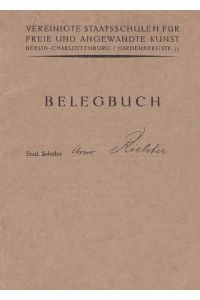 Universitätsdokumente des späteren Kostümbildners, Bühnenbildners und Filmarchitekten Arno Richter. (Ausweiskarte 1926-1929, Belegbuch 1929, Hospitanten-Ausweiskarte 1934-1938).
