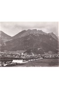 Bludenz. Gesamtansicht von oberhalb der Bürser Schlucht gesehen. Orig. Photographie von Würthle u. Sohn, 1907.