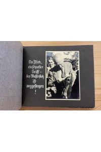 Biologen-Exkursion an die Ostsee. - Privates kleines Erinnerungsalbum mit 18 Schwarzweiß-Fotografien auf dunklem Fotokarton.
