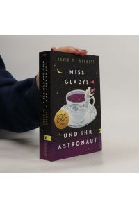 Miss Gladys und ihr Astronaut