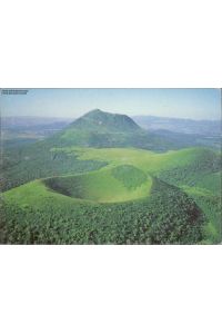 1079680 Vulkankette in der Auvergne, Frankreich