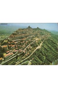 1084336 Repubblica di S. Marino , Die Stadt vom Flugzeug aus gesehen