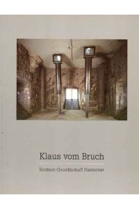 Video-Installationen. Mit Texten von Carsten Ahrens, Dieter Daniels und Michael Stoeber. Herausgegeben von Carl Haenlein. 23. März bis 29. April 1990. Katalog 1/1990. Kestner-Gesellschaft, Hannover.