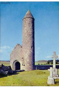 1131195 Clonmacnoise, Co. Offaly - McCarthy`s tower and Finian Temple