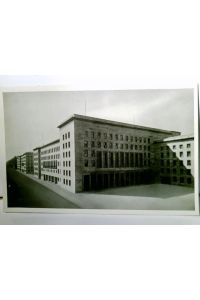 Berlin. Reichsluftfahrtministerium. Alte AK s/w. Gebäudeansicht