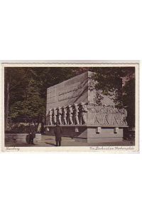 02499 Ak Hamburg 76er Denkmal am Stephansplatz um 1940