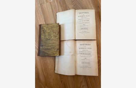 Lettres de quelques juifs portugais, allemands et polonais, A. M. de Voltaire, Avec un petit Commentaire; extrait dun plus grand. 3 Bände.