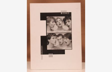 Photographien 1958-1988. Mit Beiträgen von L. Fritz Gruber, Rüdiger Joppien und Julia Scully. Photosammlung. Museum für Kunst und Gewerbe Hamburg, 17. März bis 4. Juni 1989.