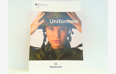 Uniformen der Bundeswehr. September 2016.