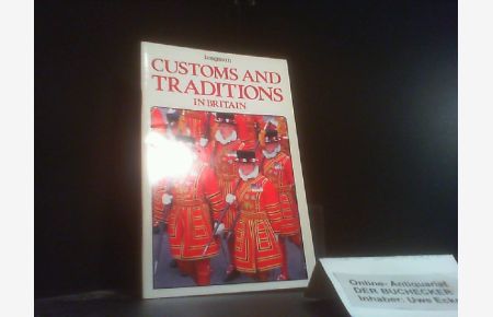 Customs and Traditions in Britain: Stage 2 (Structural Readers)