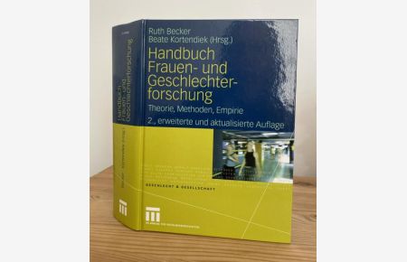 Handbuch Frauen- und Geschlechterforschung: Theorie, Methoden, Empirie.
