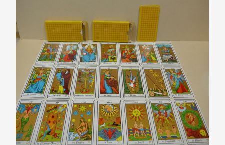 Tarot der Marseille. Kardendeck mit 78 Karten in zwei Boxen. Ohne Anleitung.