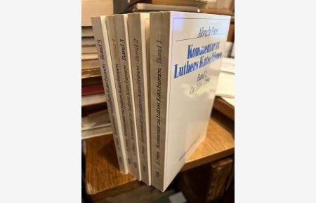 Kommentar zu Luthers Katechismen. 5 Bände (komplett).   - Mit Beiträgen von Frieder Schulz und Rudolf Keller. Herausgegeben von Gottfried Seebass