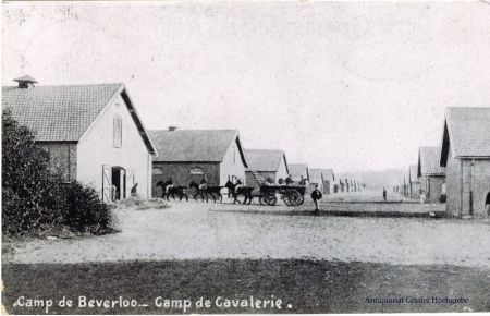 Camp de Beverloo - Camp de Cavallerie. Belgien. Carte Postale.