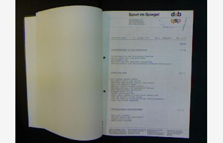Sport im Spiegel. Jahrgang 1977 vollständig. Nummern 1-24; gebunden.   - XXII. Jahrgang.