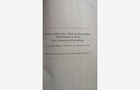 Ueber Emphysem des Mediastinum. Separat-Abdruck aus Berliner klin. Wochenschrift, Nr. 11, 1888.