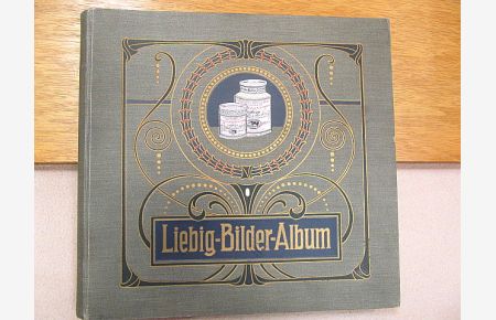 Liebig-Bilder-Album. Album mit 43 lose eingesteckten Serien a je 6 chromolithographierten Bildern. ( gesamt 258 Liebig-Bilder mit Themenschwerpunkt: Theater – Oper – Feste ).