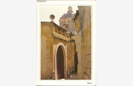 1093299 Malta - Mdina - Walking through medieval Mdina is an enchanting expe. . .