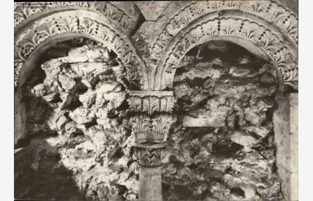 1095291 Olmütz, Romanisches Doppelfenster des Premysl Palastes