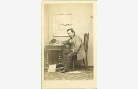 Männerporträt - Sitzend, am Schreibtisch [mit hds. Titel: M. Schleich, gestorben Oct. `81].