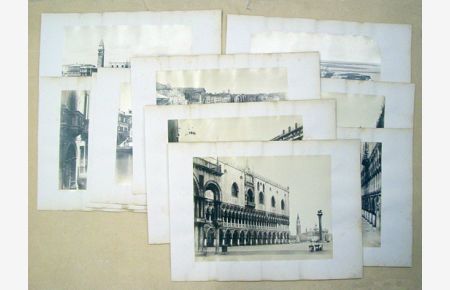 Venedig: 10 Orig. - Photographien (Vintage Albumin-Abzüge). Auf Halbkarton aufgezogen.