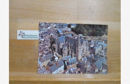 Postkarte Bretagne Vannes Morbihan Vue sue la Cathedrale et les maisons moxenageuses